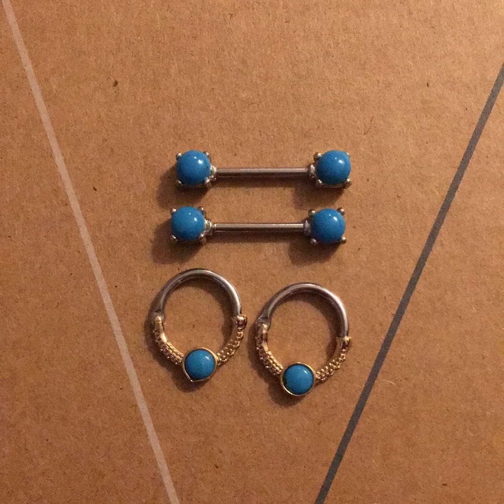Body jewelry set